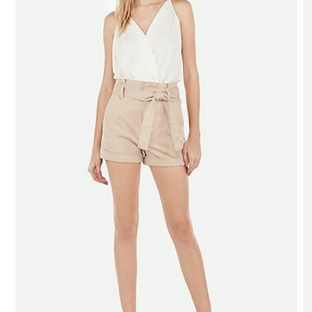 Express pale pink shorts